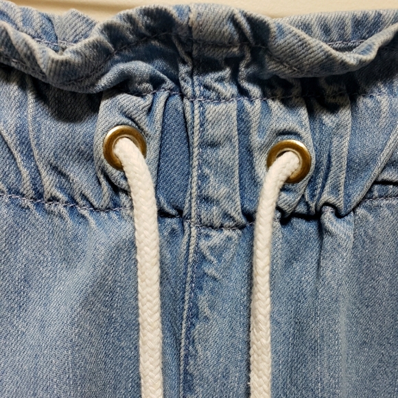 Moto Capri Pants Light Denim Drawstring Elastic Waistband Size 25 - Picture 4 of 9